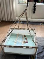 Hangwieg tweelingen kindekeklein hout, Ophalen, Zo goed als nieuw, Box, Bedje of Wieg