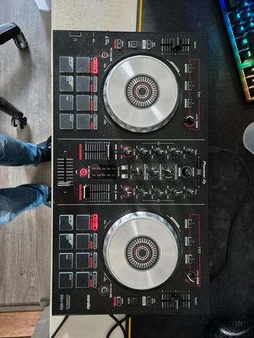 pioneer ddj sb2 beschikbaar voor biedingen