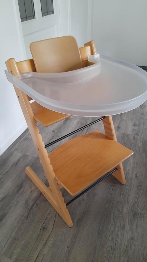 Stokke tripp trapp babyset en eetblad/playtray, Kinderen en Baby's, Kinderstoelen, Gebruikt, Meegroeistoel, Afneembaar eetblad