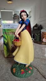 Sneeuwwitje Figuur met Mandje Appels - Disney, Verzamelen, Poppetjes en Figuurtjes, Ophalen of Verzenden, Zo goed als nieuw