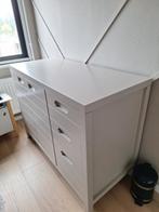 Mooie robuuste houten commode  / dressoir, Ophalen, Zo goed als nieuw