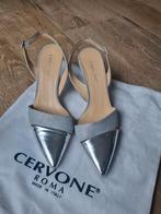 Cervone pumps. Zilverkleur., Kleding | Dames, Schoenen, Ophalen of Verzenden, Zo goed als nieuw