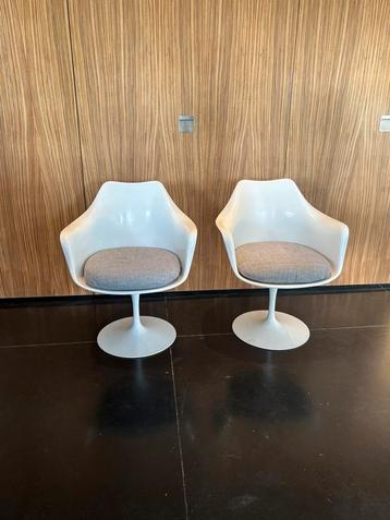 2 Knoll Tulip Fauteuils - Draaibaar beschikbaar voor biedingen