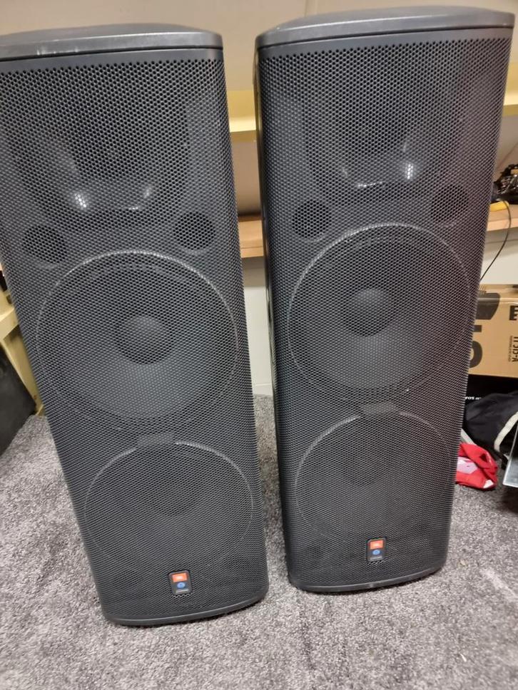 2x JBL PRX 525 met orginele hoezen, Audio, Tv en Foto, Luidsprekers, Zo goed als nieuw, Overige typen, 120 watt of meer, JBL, Ophalen