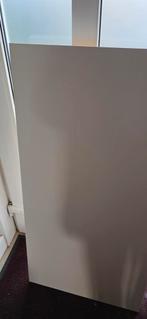 Ikea bureaublad licht beschadigd gratis ophalen, Doe-het-zelf en Verbouw, Hout en Planken, Ophalen, Minder dan 25 mm, Plank, Minder dan 200 cm