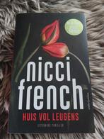 Thriller • Nicci French - Huis vol leugens, Ophalen of Verzenden, Zo goed als nieuw, Nicci French