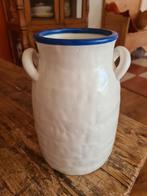 Grote vaas, pul, pot, wit blauw aardewerk, 25 cm hoog., Antiek en Kunst, Antiek | Keramiek en Aardewerk, Ophalen of Verzenden