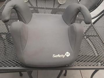 Autostoeltje ophogertje safety  beschikbaar voor biedingen