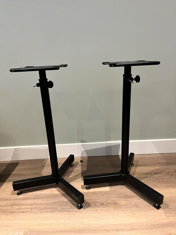 Millenium BS-1100 monitor/speaker standaards set verstelbaar, Muziek en Instrumenten, Standaards, Zo goed als nieuw, Muziekstandaard