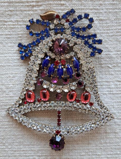 Vintage grote kerst speld kerstklok vorm, stras, 9cm x 7cm!!, Diversen, Kerst, Ophalen of Verzenden
