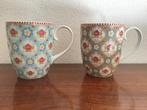 Set van 2 Pip bekers/ mokken. bloemen., Huis en Inrichting, Keuken | Servies, Ophalen of Verzenden, Zo goed als nieuw, Overige stijlen