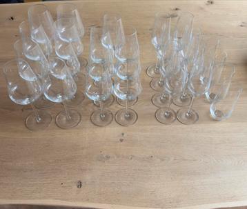 Vivo Kristalglazen Set - 27 Delig beschikbaar voor biedingen