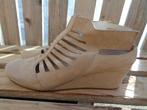 2 x gedr: super mooie beige sleehak sandaal Poccopazza 37,5, Kleding | Dames, Schoenen, Beige, Poccopazza, Zo goed als nieuw, Sandalen of Muiltjes