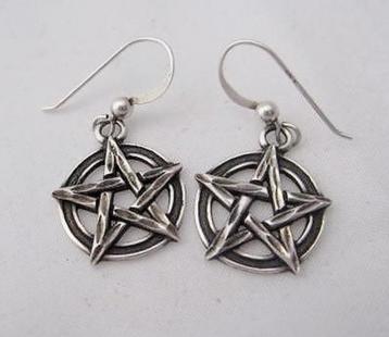 Pentagram oorbellen, zilver, mooi bewerkt (7684-1054) beschikbaar voor biedingen