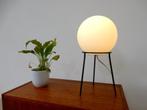 vintage tafellamp dressoir lamp jaren 50 bol melkglas, Huis en Inrichting, Gebruikt, Vintage, ?, Glas