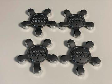 4 originele Audi naafdoppen 8R0 601 165 beschikbaar voor biedingen