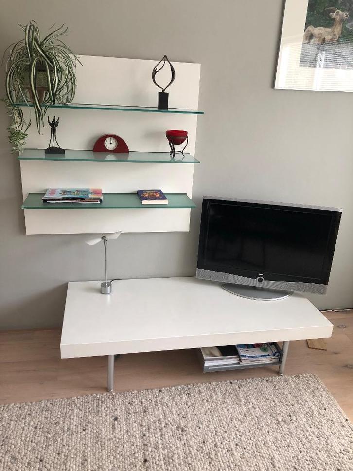 Design tv meubel van Molteni&C, Huis en Inrichting, Kasten | Televisiemeubels, Gebruikt, 150 tot 200 cm, 150 tot 200 cm, 25 tot 50 cm
