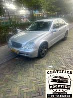 Mercedes-Benz C-Klasse 2.0 C180 Sedan 2001 Grijs CarPlay NAP, Auto's, 1355 kg, 1998 cc, Achterwielaandrijving, 74 €/maand