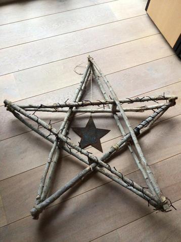 Houten kerstster beschikbaar voor biedingen