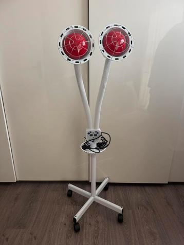 Mvolo dubbele infraroodlamp beschikbaar voor biedingen