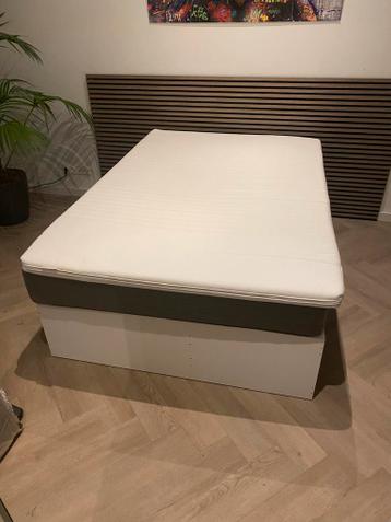 IKEA Kinderbed 160x200 met matras en topper - afbeelding 1