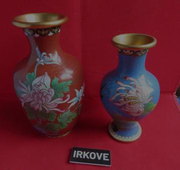 TWEE CLOISONNE VAZEN * Bloem Decor * beschikbaar voor biedingen
