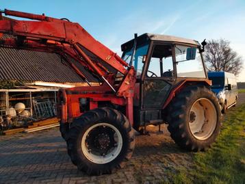 Zetor 7245 tractor met voorlader beschikbaar voor biedingen