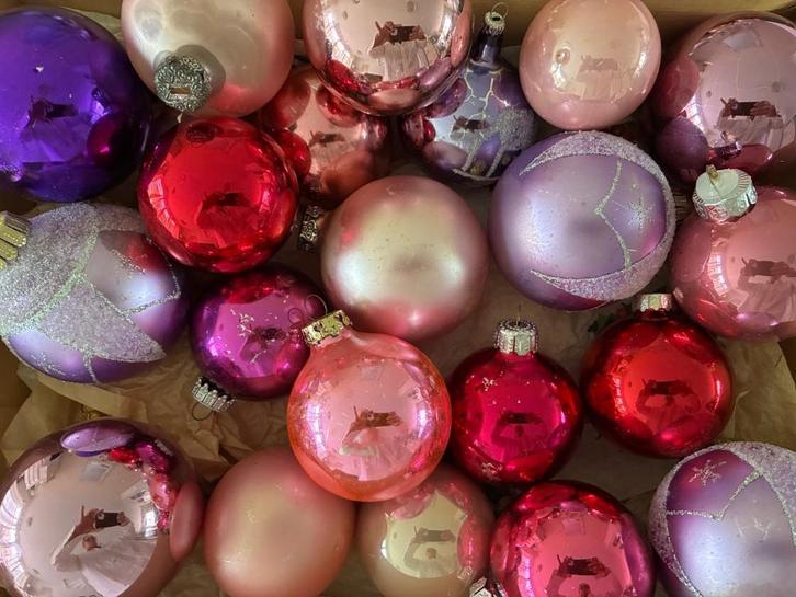 ZOLDEROPRUIMING Kerstballen roze/paars rond 20, st, Diversen, Kerst, Gebruikt, Ophalen of Verzenden