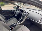 Opel ASTRA 1.6 EDITION / AIRCO / CRUISE CTR. / TREKHAAK / 17, Auto's, Voorwielaandrijving, Euro 5, 680 kg, 4 cilinders