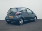 Toyota Aygo 1.0-12V Aspiration Green Navigator | Dealer Onde, Gebruikt, Zwart, Metallic lak, 4 stoelen