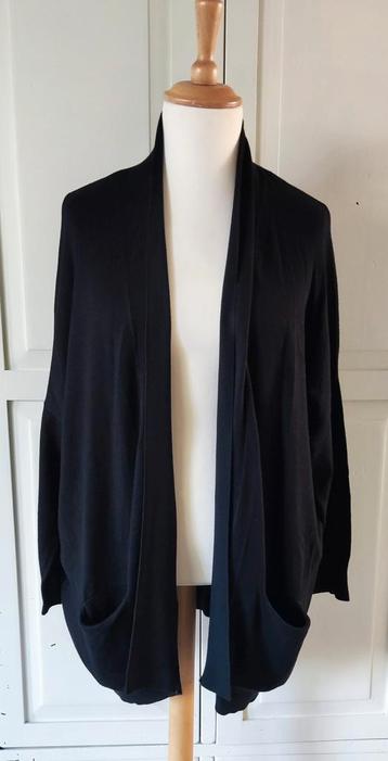 Atmosphere zwart vest met zakken maat 46 beschikbaar voor biedingen