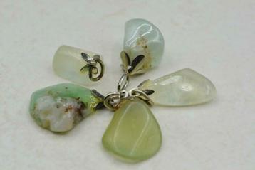 Nefriet hangers (S) beschikbaar voor biedingen