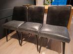 3 Grijze leren stoelen, Huis en Inrichting, Stoelen, Ophalen, Gebruikt, Grijs, Drie