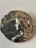 Art nouveau | vrouwenhoofd | Armand Bargas | broche, Ophalen, Overige materialen, Broche