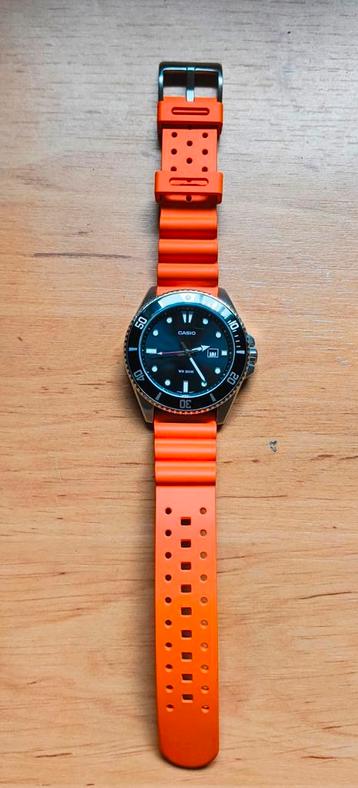Casio Duro MDV-107 duikhorloge beschikbaar voor biedingen