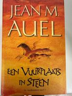 J.M. Auel - 5 Een vuurplaats in steen, Ophalen of Verzenden, Zo goed als nieuw, J.M. Auel