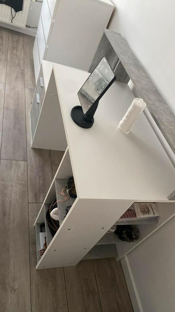 Bureau tafel, Huis en Inrichting, Bureaus, Zo goed als nieuw, Ophalen of Verzenden