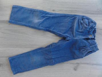 Broek maat 110 meisje beschikbaar voor biedingen