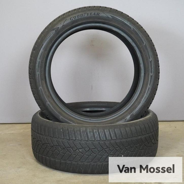 Goodyear Ultra Grip Performance Gen 1 Winter 215/50/R17, Auto-onderdelen, Banden en Velgen, Band(en), Winterbanden, 17 inch, 215 mm