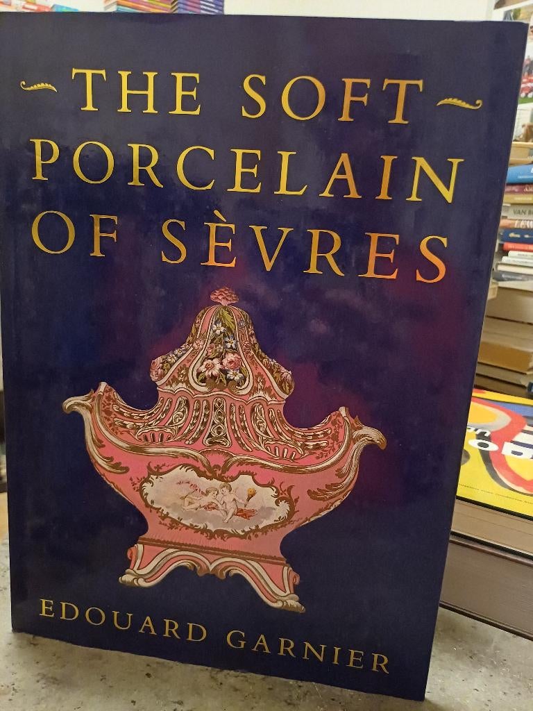 The soft porcelain of sevres / edouard garnier, Ophalen of Verzenden, Zo goed als nieuw