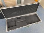 Flightcase electrische basgitaar, Ophalen, Zo goed als nieuw, Elektrische basgitaar, Flightcase