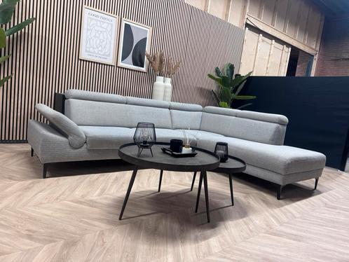 Montel Modena Hoekbank - Grijs - 270 x 210, Huis en Inrichting, Banken | Bankstellen, Zo goed als nieuw, Hoekbank, Vierpersoons of meer