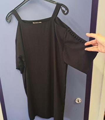 Nikkie cold shoulder jurk zwart + knoopaccenten mt 36 49227 beschikbaar voor biedingen