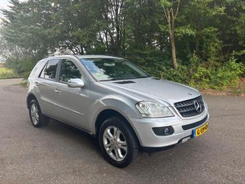 Mercedes-Benz M-klasse 350 V6 |Youngtimer | Camera | APK 10- beschikbaar voor biedingen