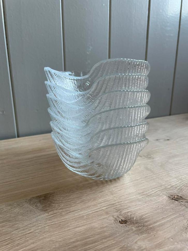 6 Vintage Arcoroc schelp schelpen schaaltjes kommetjes, Huis en Inrichting, Keuken | Servies, Zo goed als nieuw, Kom(men), Overige stijlen