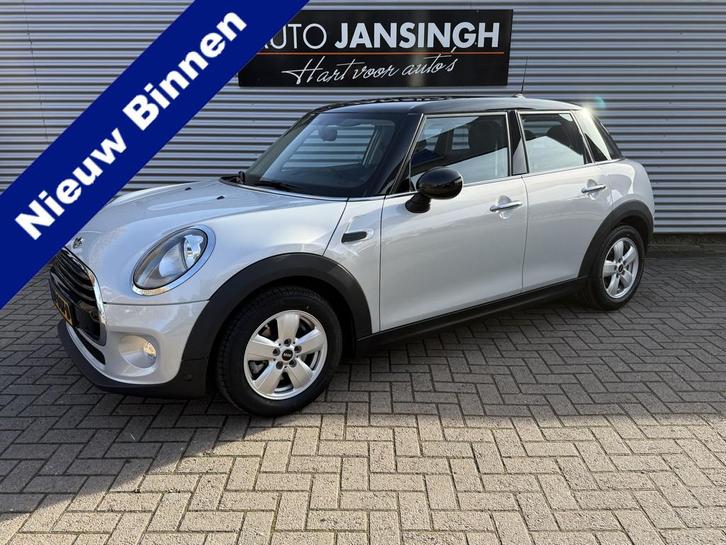 MINI Mini 1.5 Cooper Business | Airco | Navigatie | LM Velge, Auto's, Mini, Bedrijf, Te koop, Cooper, ABS, Airbags, Airconditioning