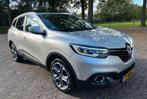 Renault Kadjar 1.2 TCe Limited/Leer/Navi/Camera/Pdc/Cruise!, Auto's, Renault, Voorwielaandrijving, 4 cilinders, Leder, Handgeschakeld