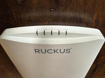 -= Ruckus R550 - WiFi 6 - Zigbee / BT AP =- beschikbaar voor biedingen