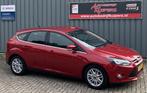 Ford Focus 1.0 EcoBoost Titanium Clima.Cruise.Pdc.Lm.velgen., Auto's, Euro 5, Gebruikt, Zwart, 635 kg