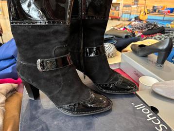 Enkel laars zwart lakleer/suede beschikbaar voor biedingen